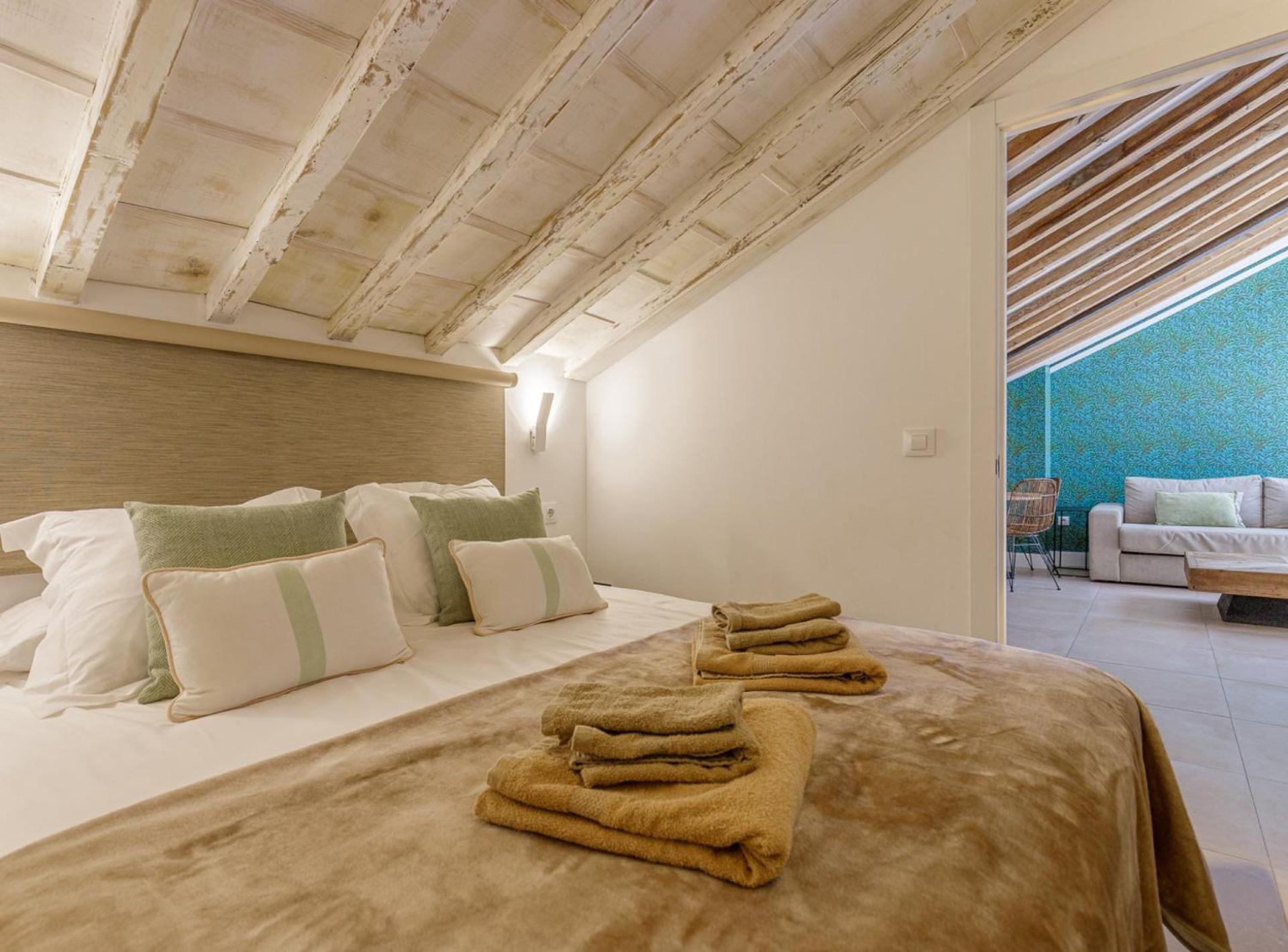 Caterina Victoria Apartment Malaga Ngoại thất bức ảnh