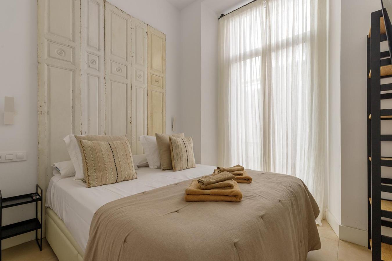 Caterina Victoria Apartment Malaga Ngoại thất bức ảnh